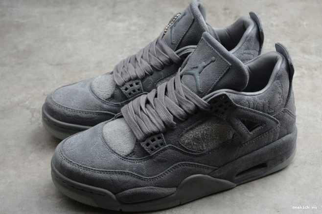 Chep Onekick KAWS Air Cool 4 930155-003 Jordan x Grey 0704